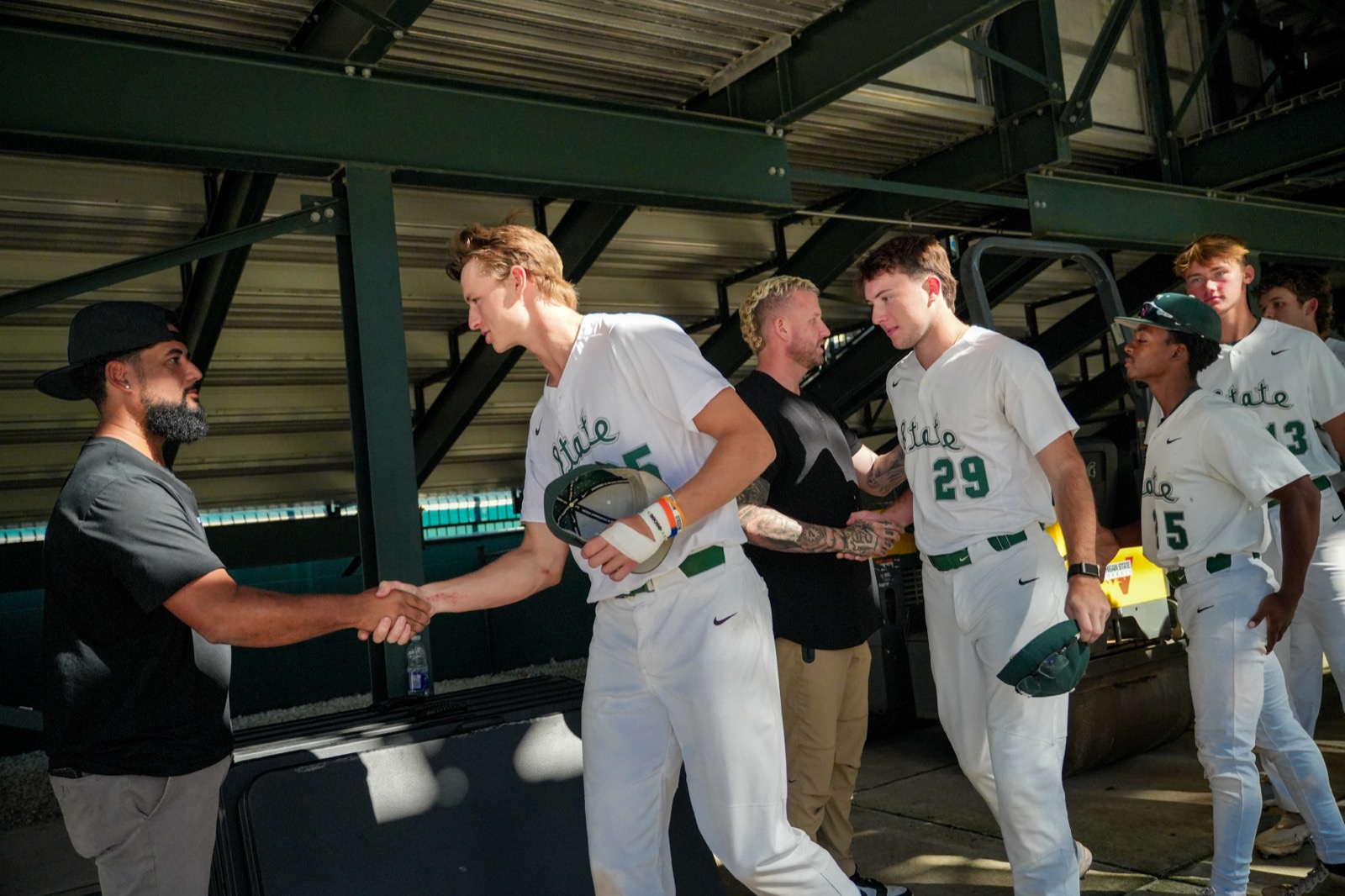 Connecting with a college baseball program